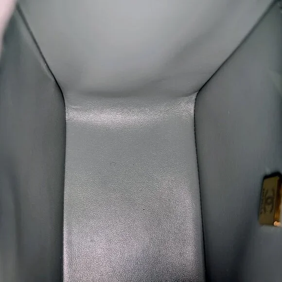 Chanel Rare Light Grey Quilted Caviar Leather Small Bucket Drawstring Bag - Picture 9 of 16